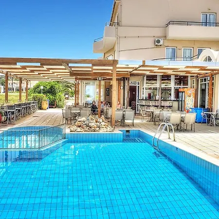 Seafront Apartahotel 3*