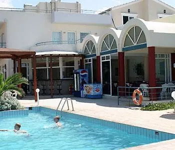 Seafront Aparthotel Rethymno (Crete)