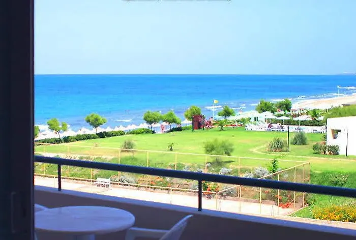 Seafront アパートホテル 3*