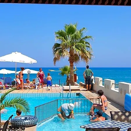 Aparthotel Seafront 3*
